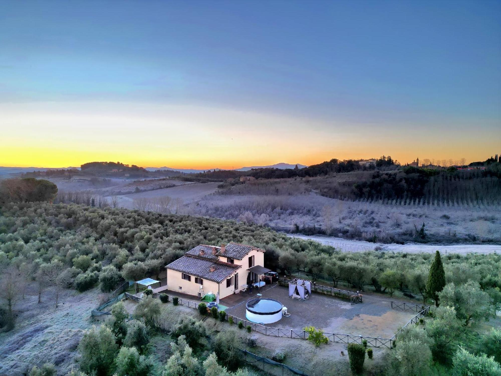 Villa Degli Olivi Nature Siena Bagian luar foto